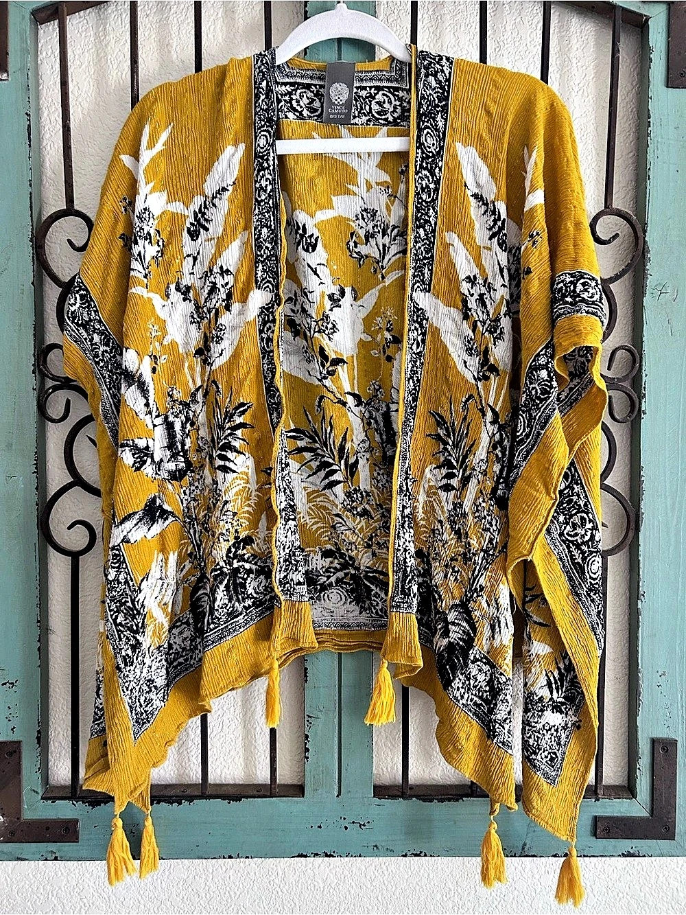 Vince Camuto Floral Kimono Tunic in Yellow & Black Like New One Size